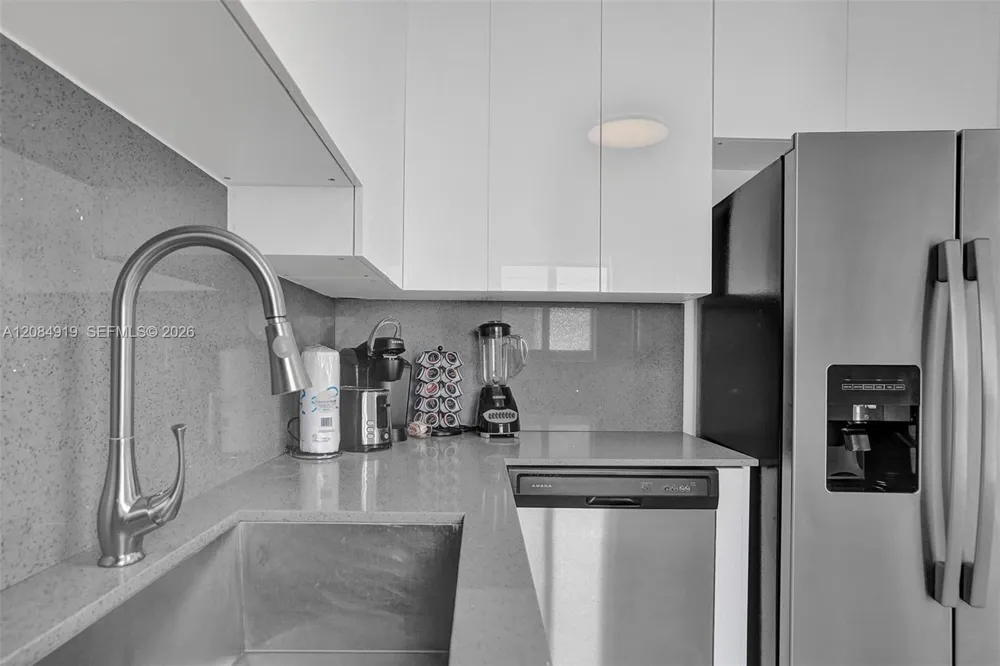 1440 16th St #3 Miami Beach, FL 33139