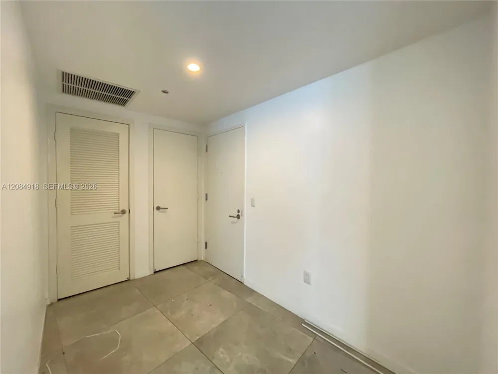 1100 S Miami Ave #1510 Miami, FL 33130