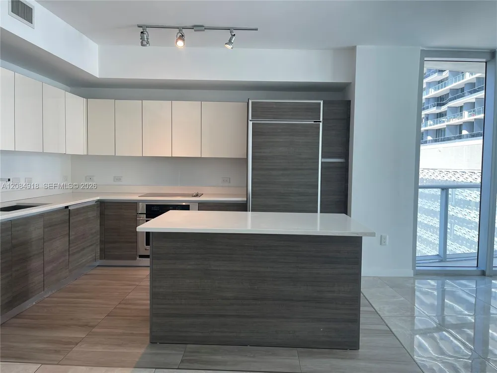 1100 S Miami Ave #1510 Miami, FL 33130