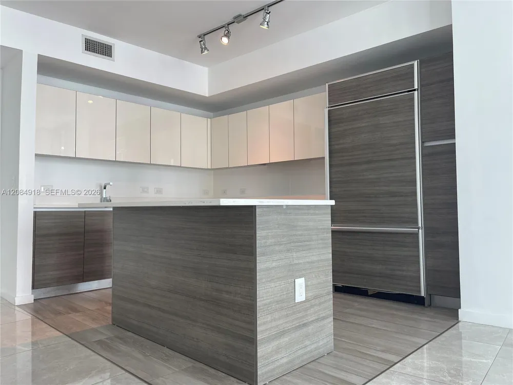 1100 S Miami Ave #1510 Miami, FL 33130