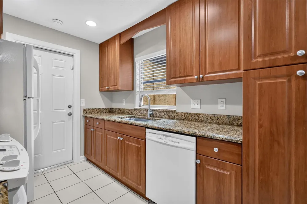 1058 Fernlea Drive West Palm Beach, FL 33417