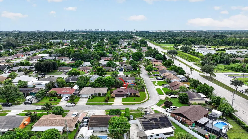 1058 Fernlea Drive West Palm Beach, FL 33417