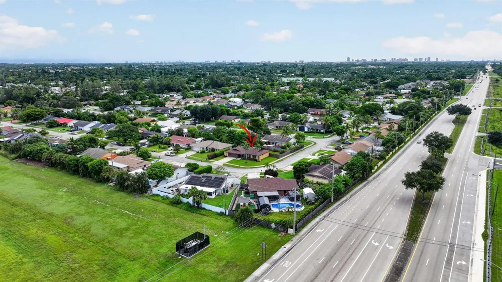 1058 Fernlea Drive West Palm Beach, FL 33417