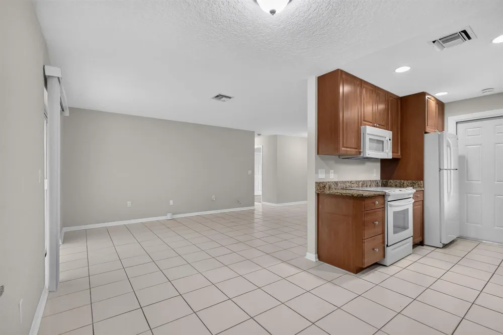 1058 Fernlea Drive West Palm Beach, FL 33417