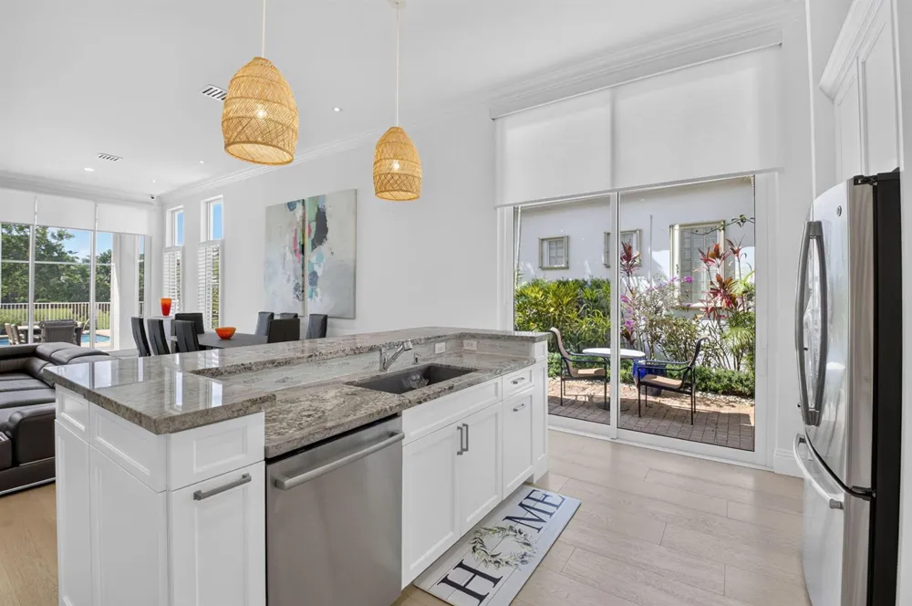 7743 Villa D Este Way Delray Beach, FL 33446