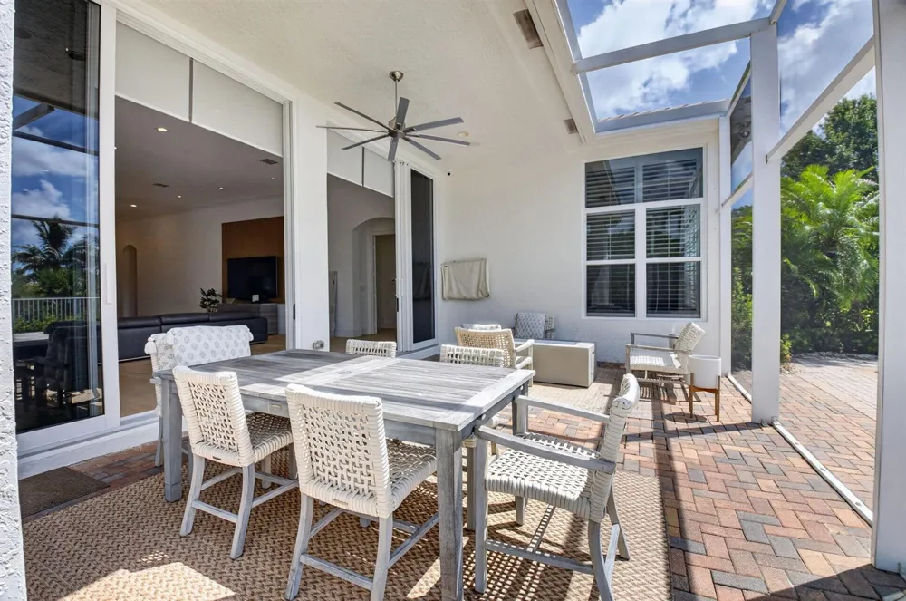 7743 Villa D Este Way Delray Beach, FL 33446