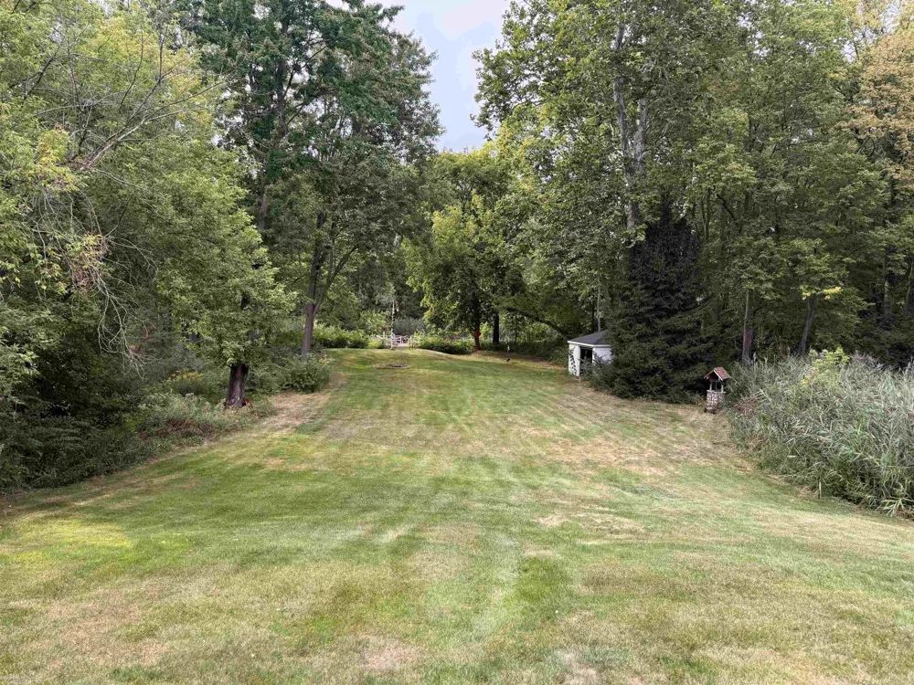 38545 Riverside Drive Clinton Charter Township, MI 48036