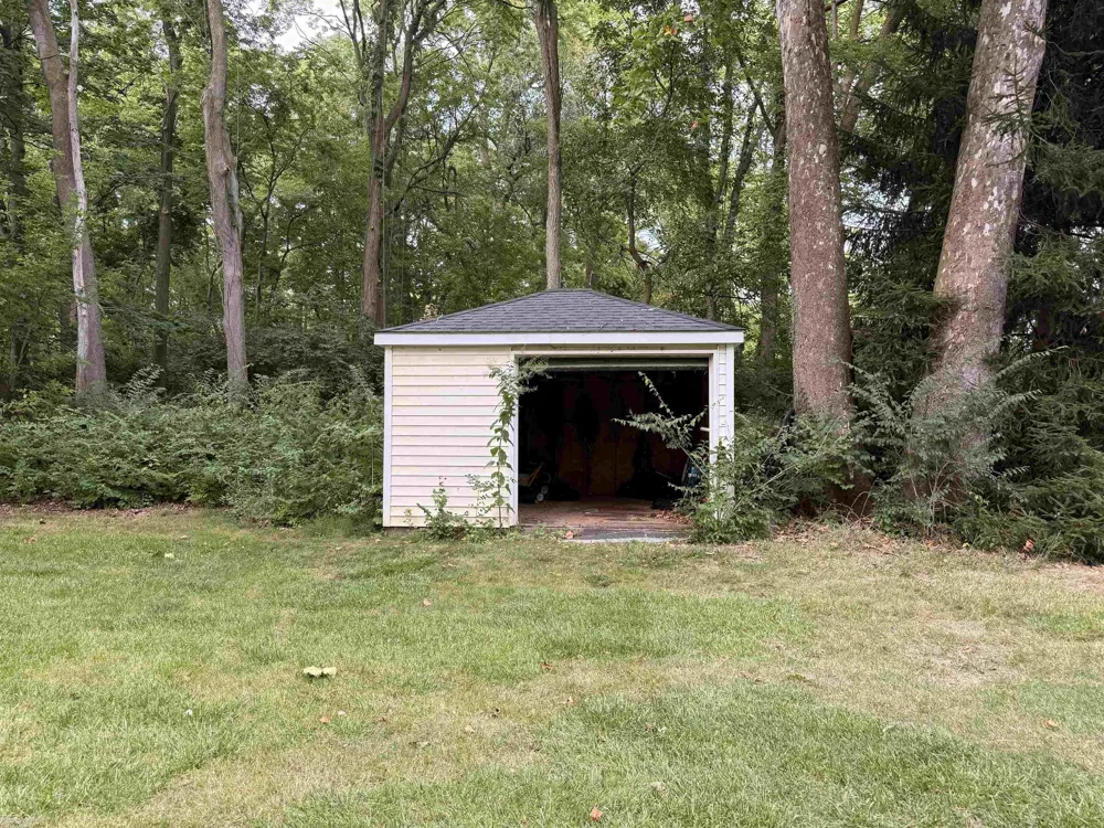 38545 Riverside Drive Clinton Charter Township, MI 48036