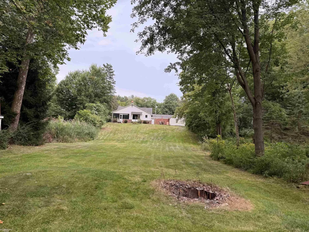38545 Riverside Drive Clinton Charter Township, MI 48036