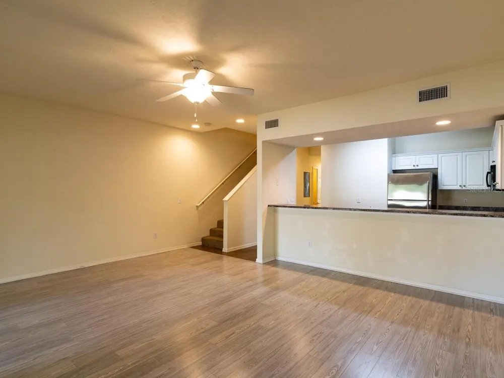 1565 NW 29TH ROAD #4 Gainesville, FL 32605