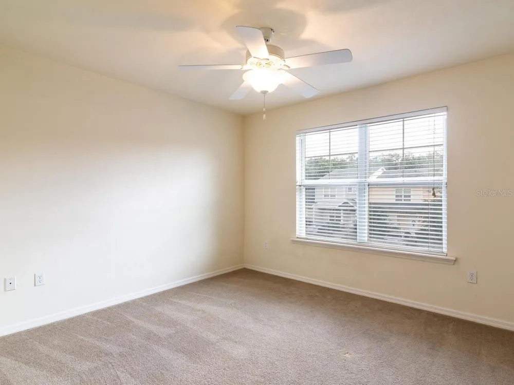 1565 NW 29TH ROAD #4 Gainesville, FL 32605