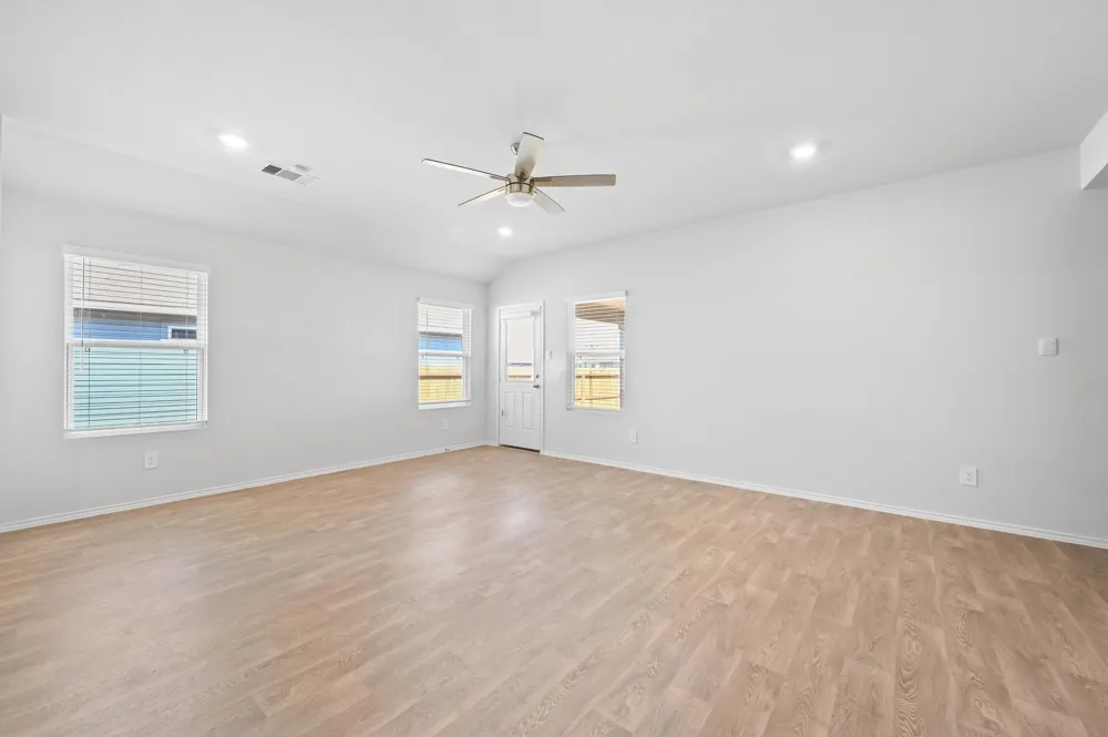 1806 Windsor Boulevard Lockhart, TX 78644