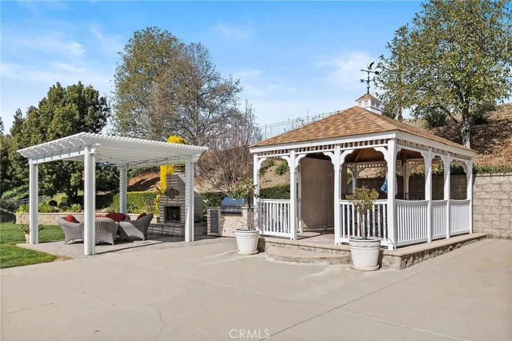 37420 Wildwood View Yucaipa, CA 92399