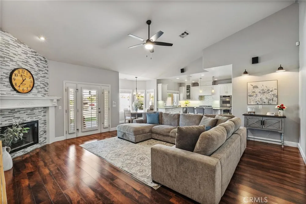 37420 Wildwood View Yucaipa, CA 92399