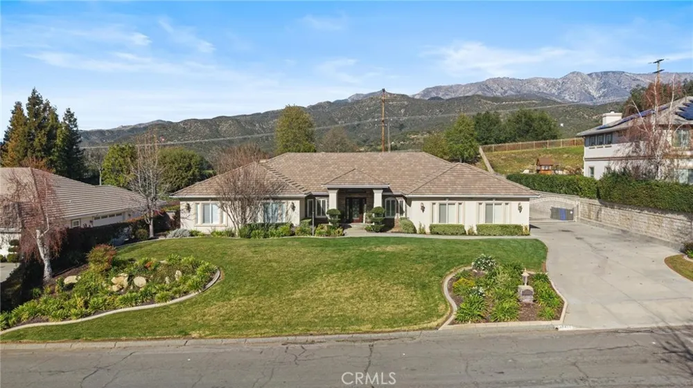 37420 Wildwood View Yucaipa, CA 92399