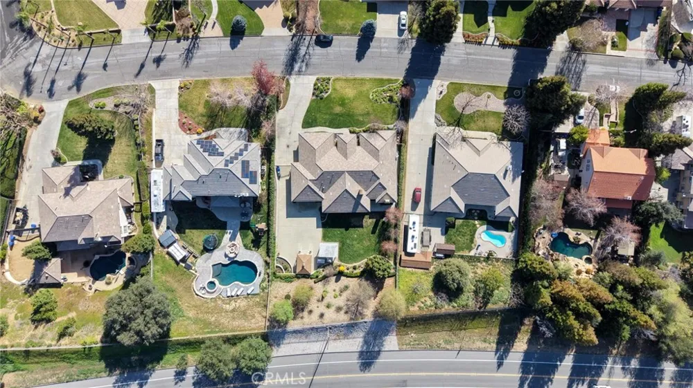 37420 Wildwood View Yucaipa, CA 92399
