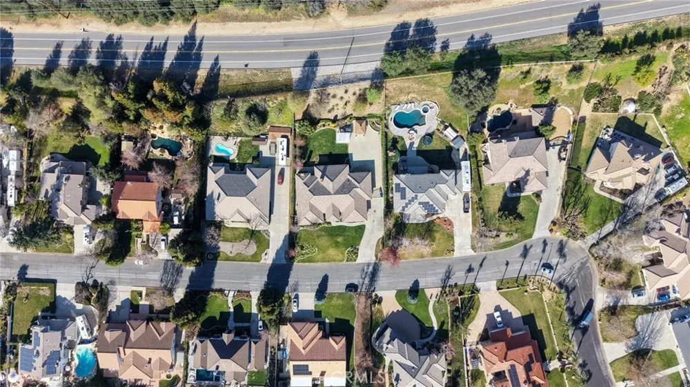 37420 Wildwood View Yucaipa, CA 92399