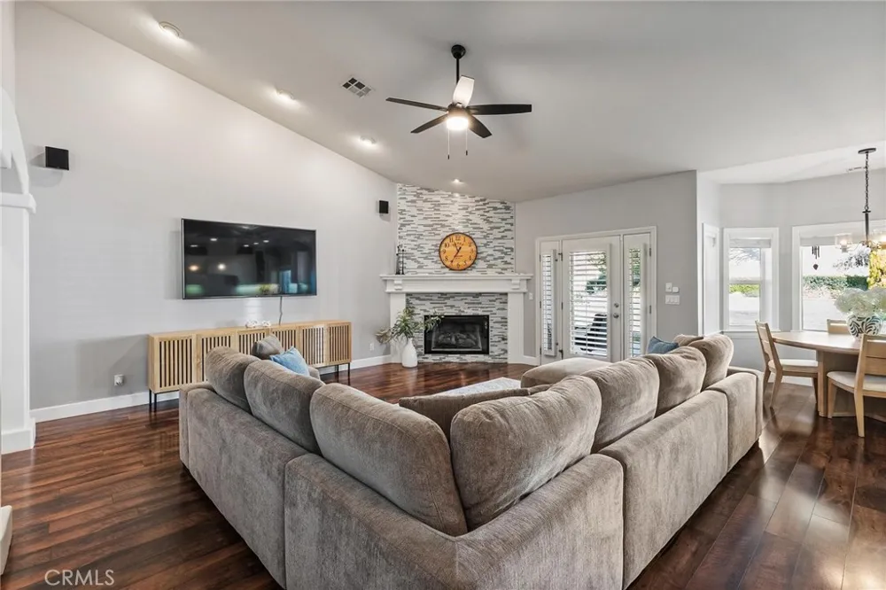 37420 Wildwood View Yucaipa, CA 92399