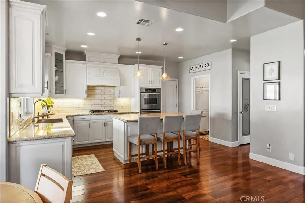 37420 Wildwood View Yucaipa, CA 92399