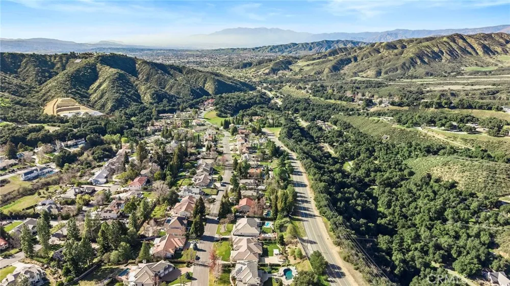 37420 Wildwood View Yucaipa, CA 92399