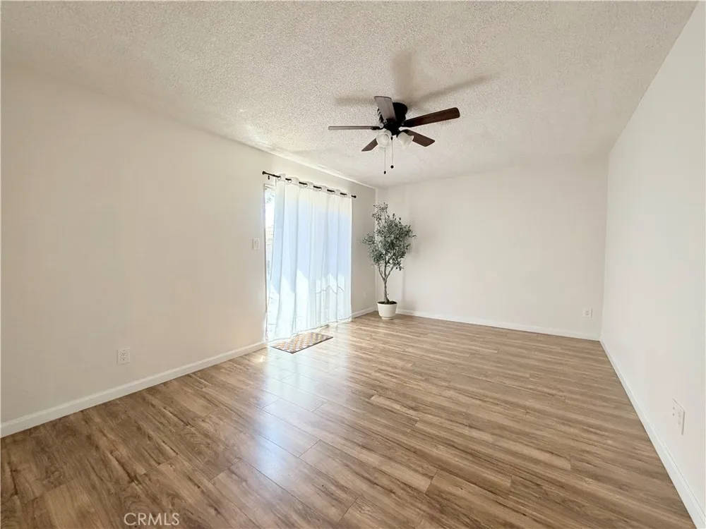 1833 W Pico Fresno, CA 93705