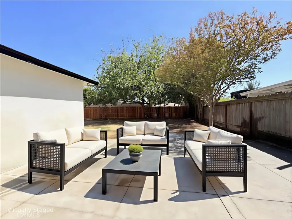 1833 W Pico Fresno, CA 93705