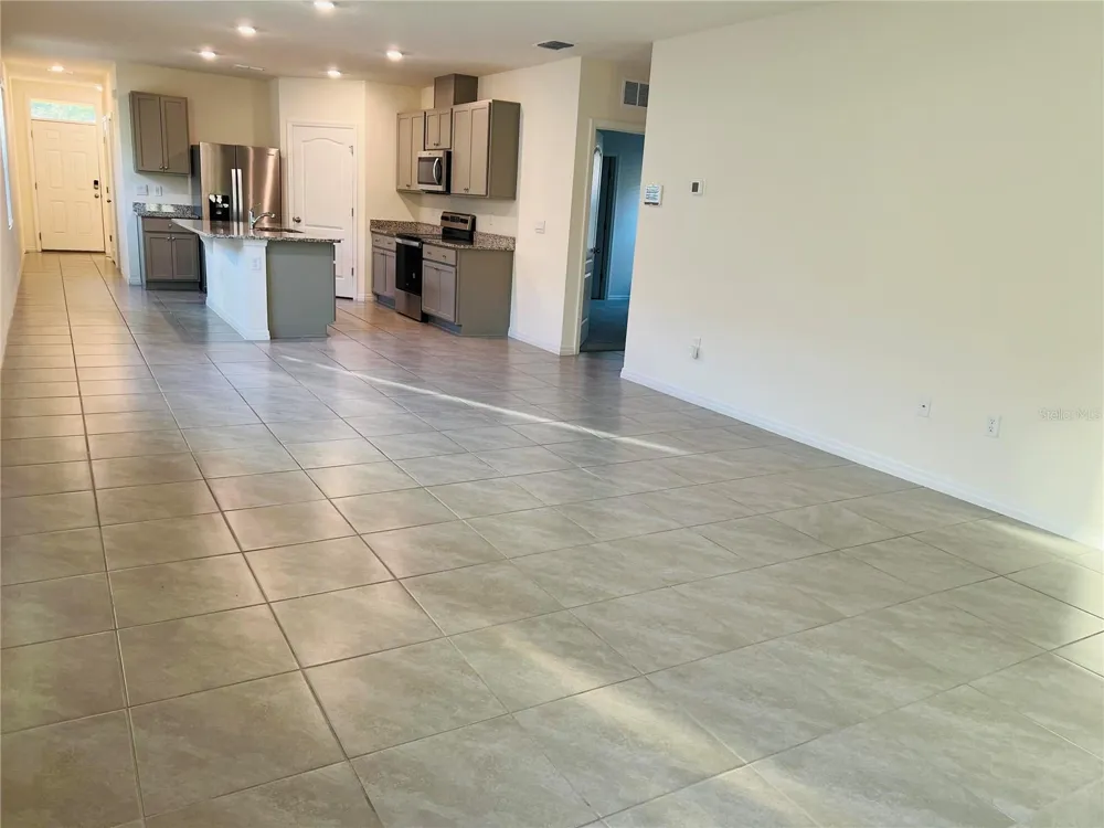 2642 ANGEL FALLS DR Davenport, FL 33837