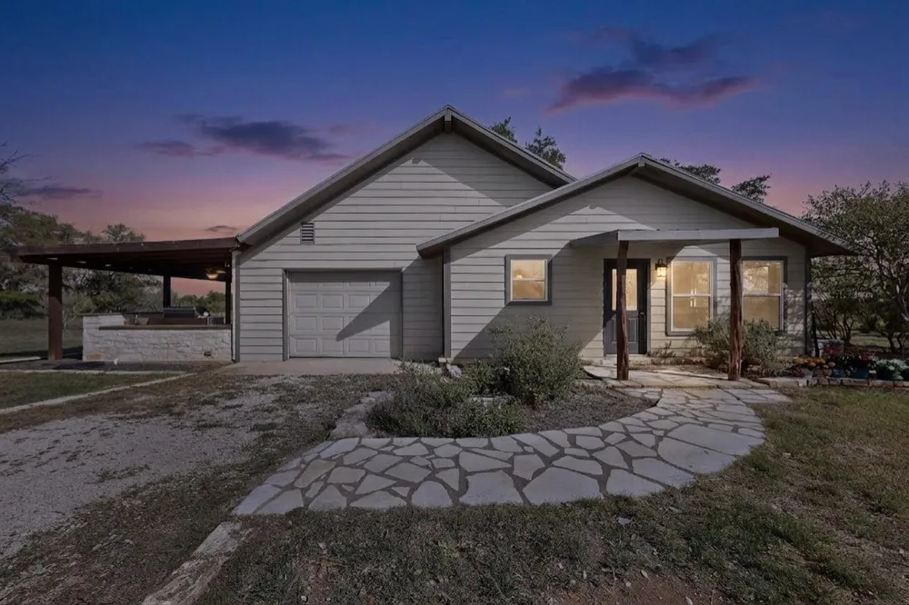 1619 Althaus Ranch Road Johnson City, TX 78636