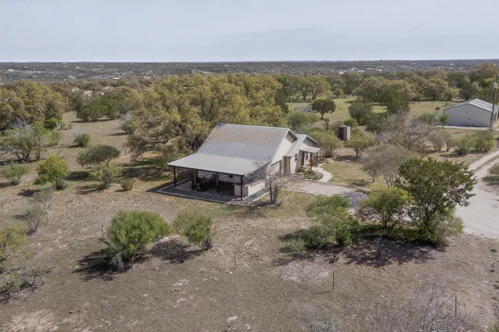 1619 Althaus Ranch Road Johnson City, TX 78636