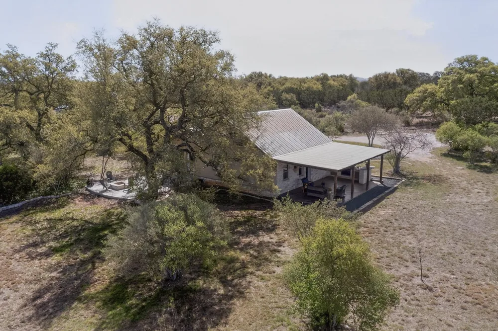 1619 Althaus Ranch Road Johnson City, TX 78636