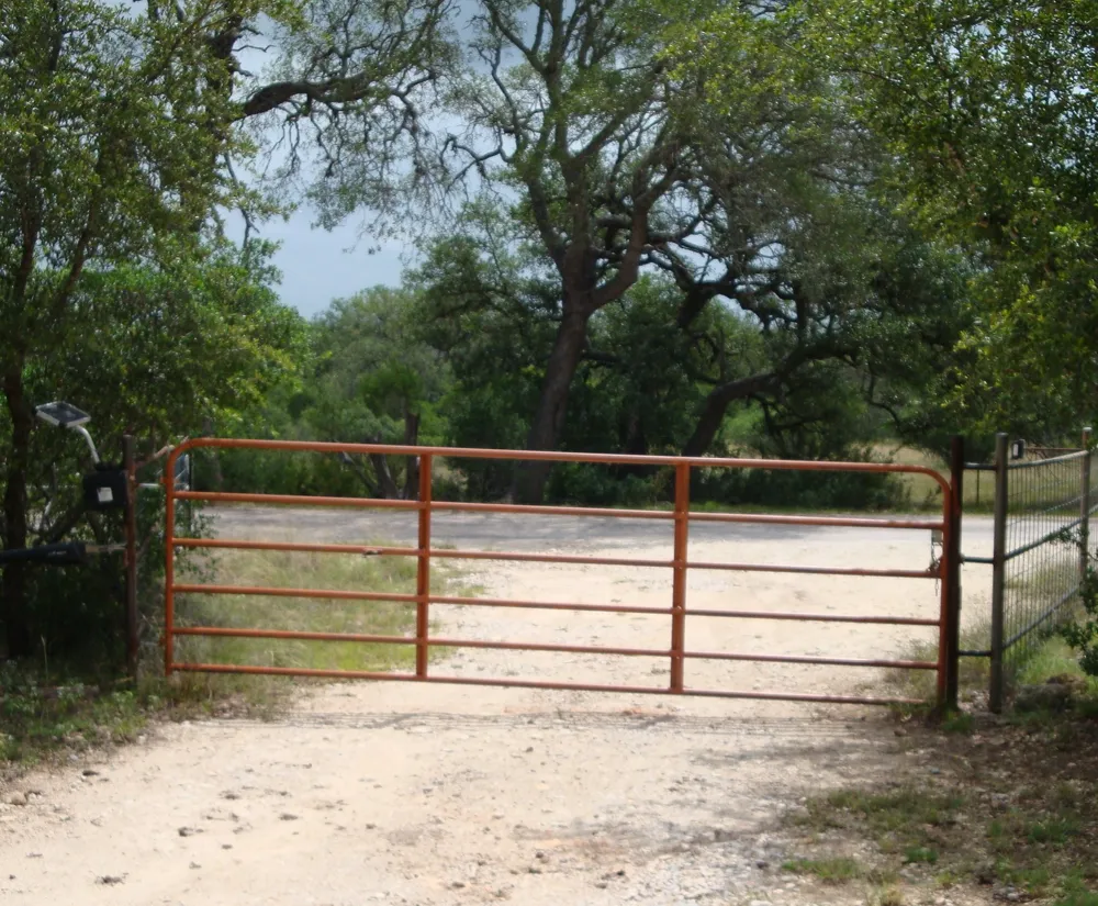 1619 Althaus Ranch Road Johnson City, TX 78636