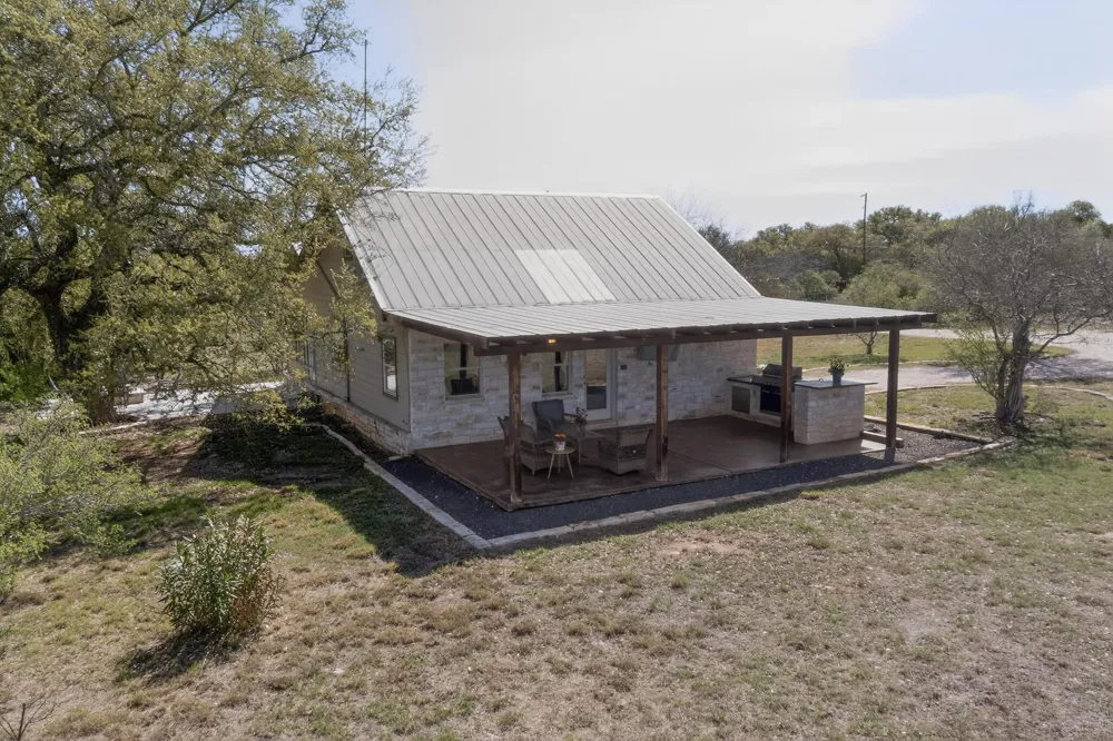 1619 Althaus Ranch Road Johnson City, TX 78636