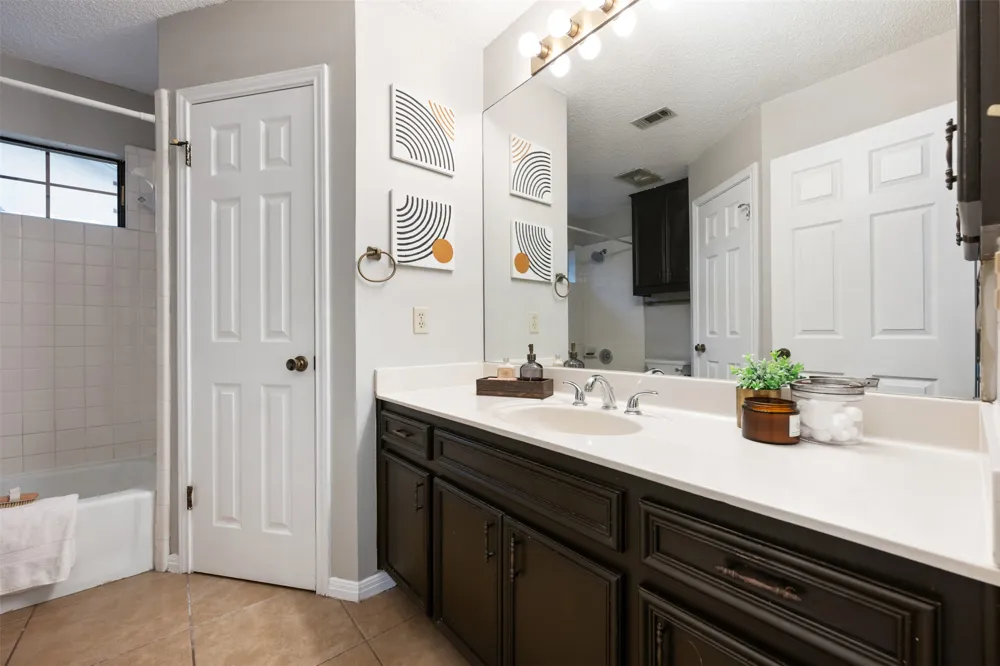 2306 Alimony Cove Austin, TX 78727