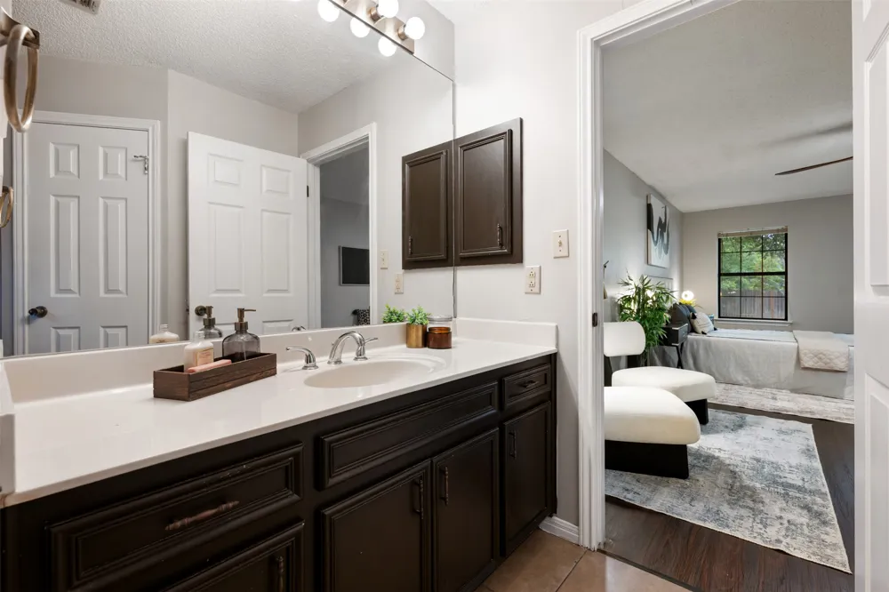 2306 Alimony Cove Austin, TX 78727