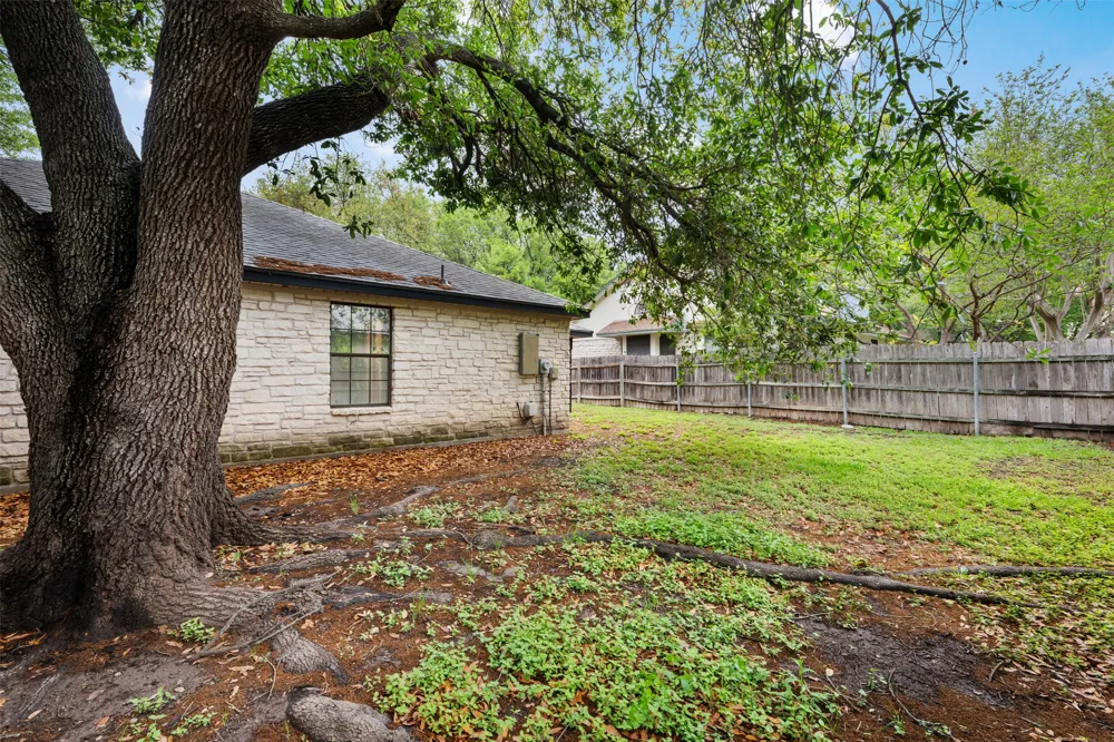 2306 Alimony Cove Austin, TX 78727