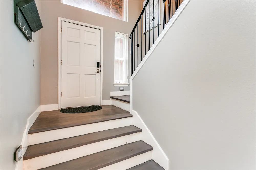 1349 Jasmine Drive Lewisville, TX 75077