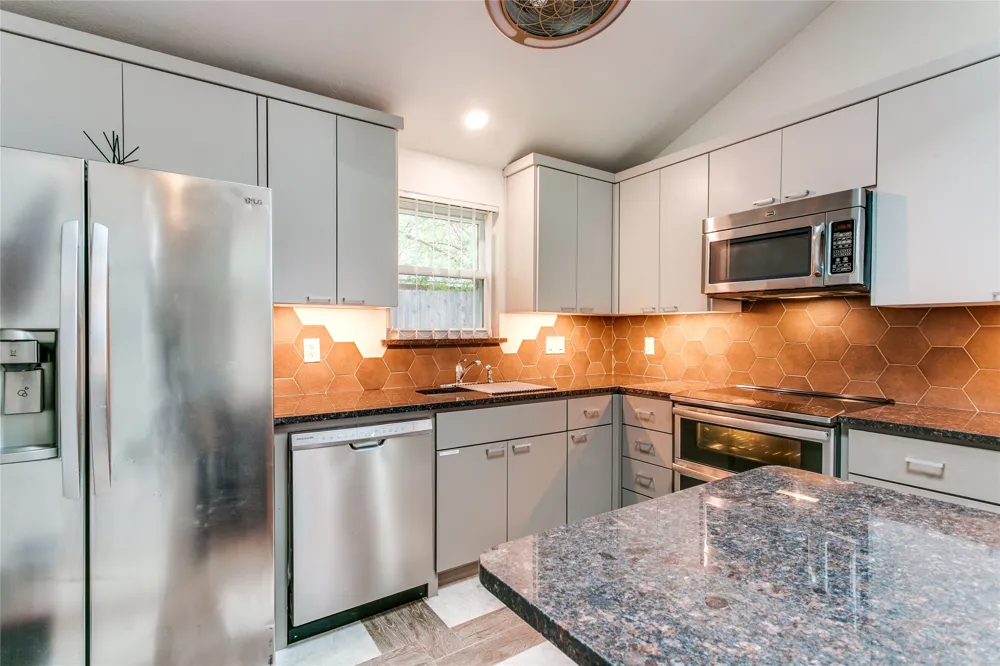 1349 Jasmine Drive Lewisville, TX 75077