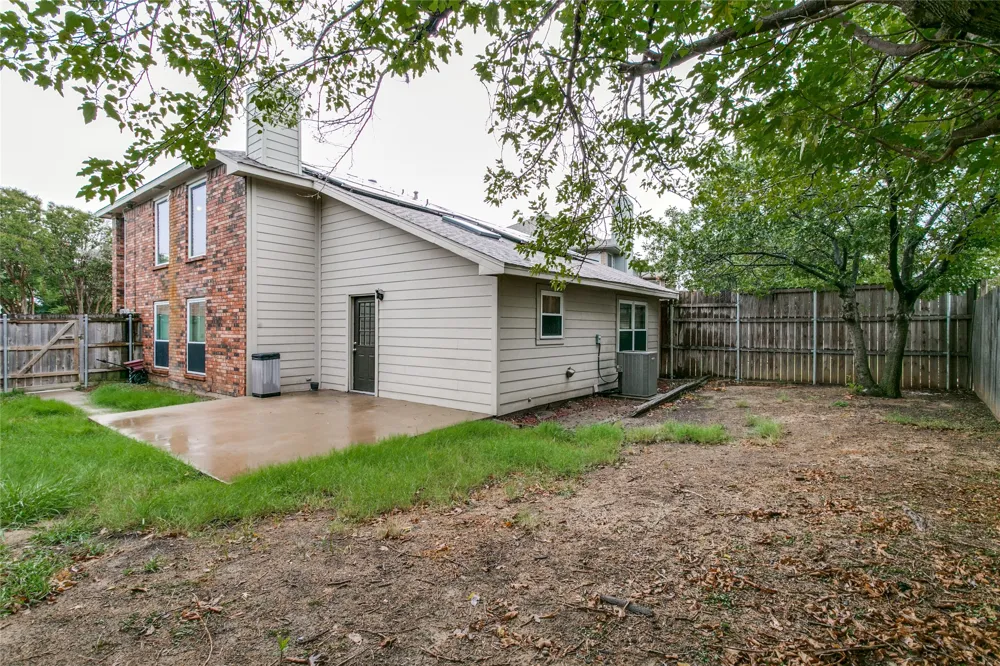 1349 Jasmine Drive Lewisville, TX 75077