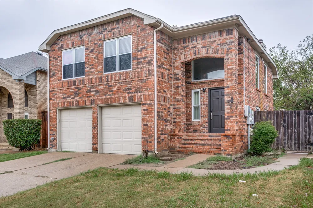 1349 Jasmine Drive Lewisville, TX 75077