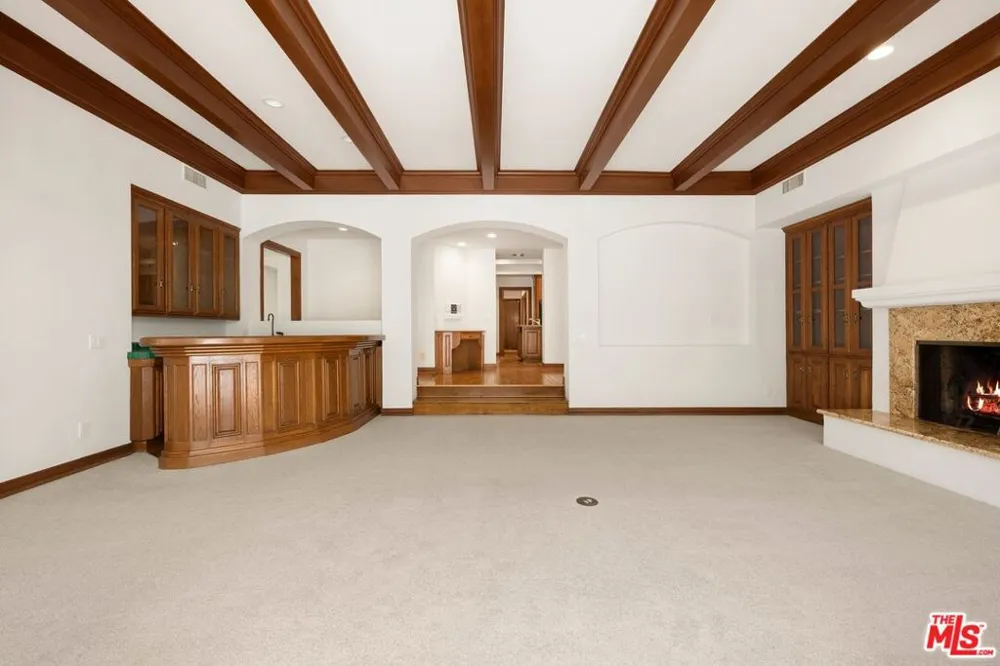 1330 Piedra Morada Drive Los Angeles, CA 90272