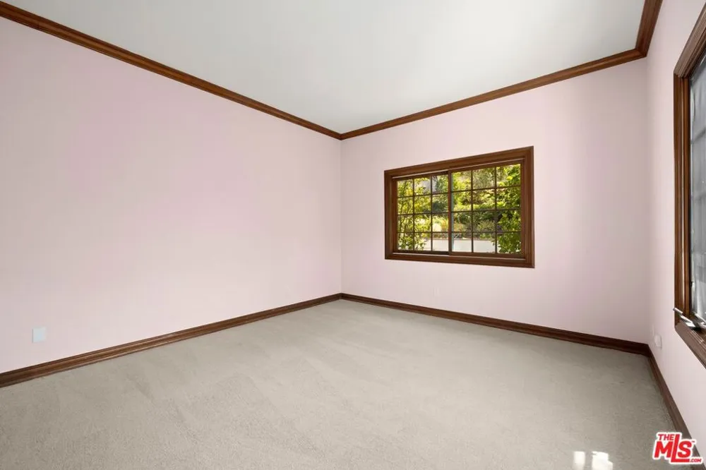 1330 Piedra Morada Drive Los Angeles, CA 90272