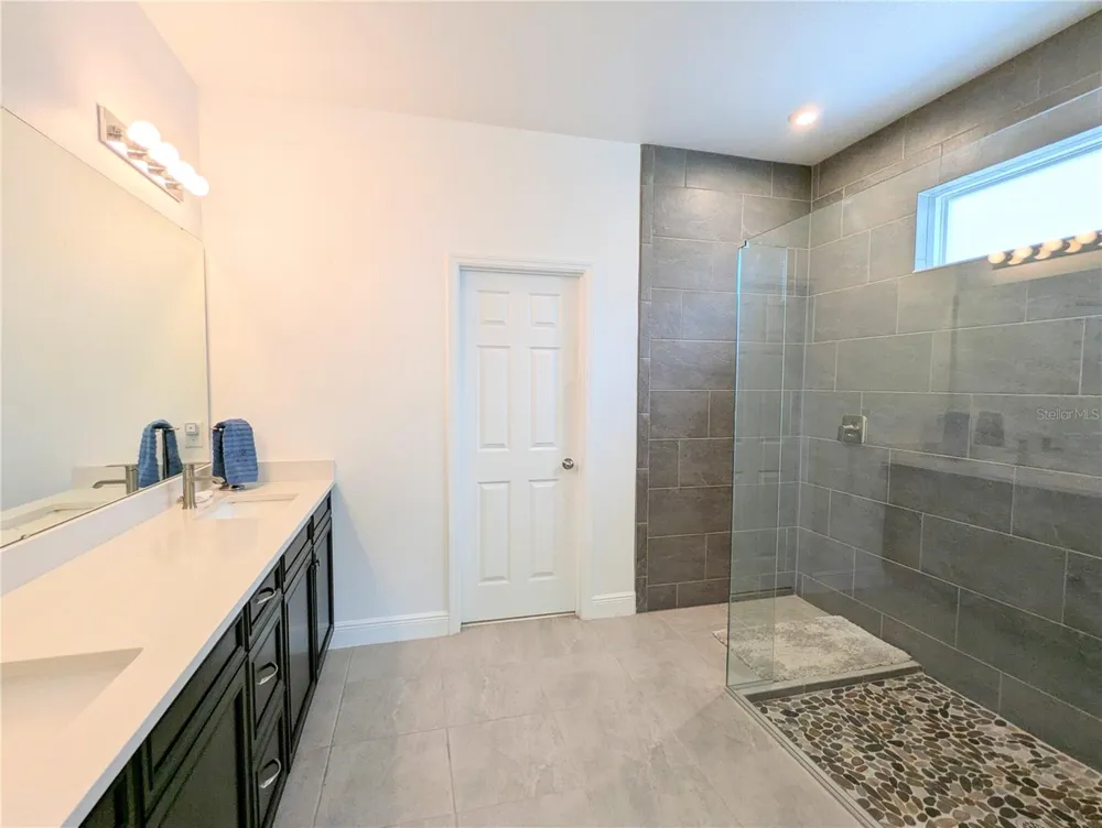 2333 FARNHAM DR Ocoee, FL 34761