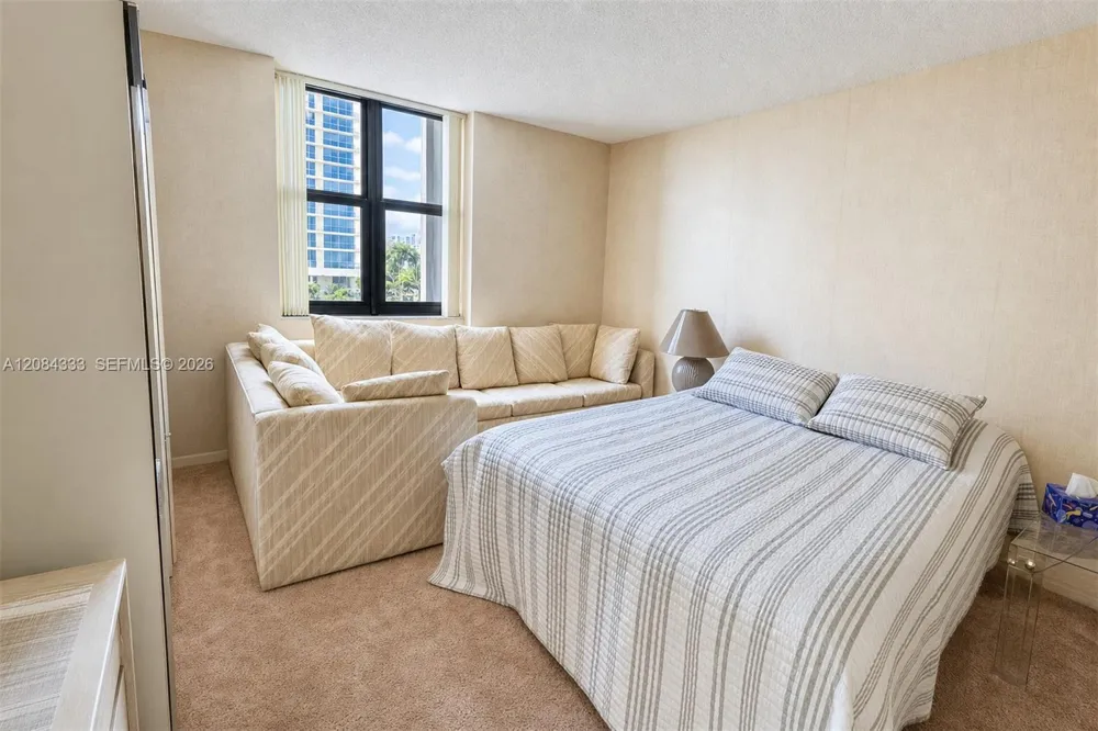 2401 S Ocean Dr #401 Hollywood, FL 33019