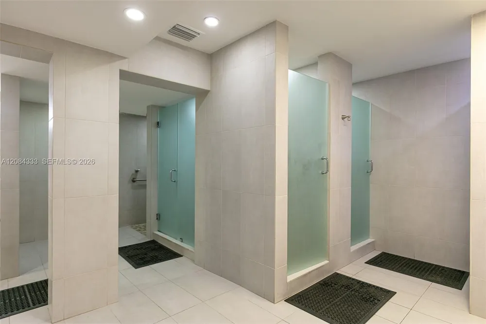 2401 S Ocean Dr #401 Hollywood, FL 33019