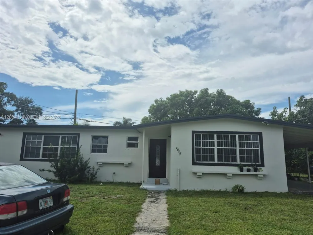 3810 NW 195th St Miami Gardens, FL 33055