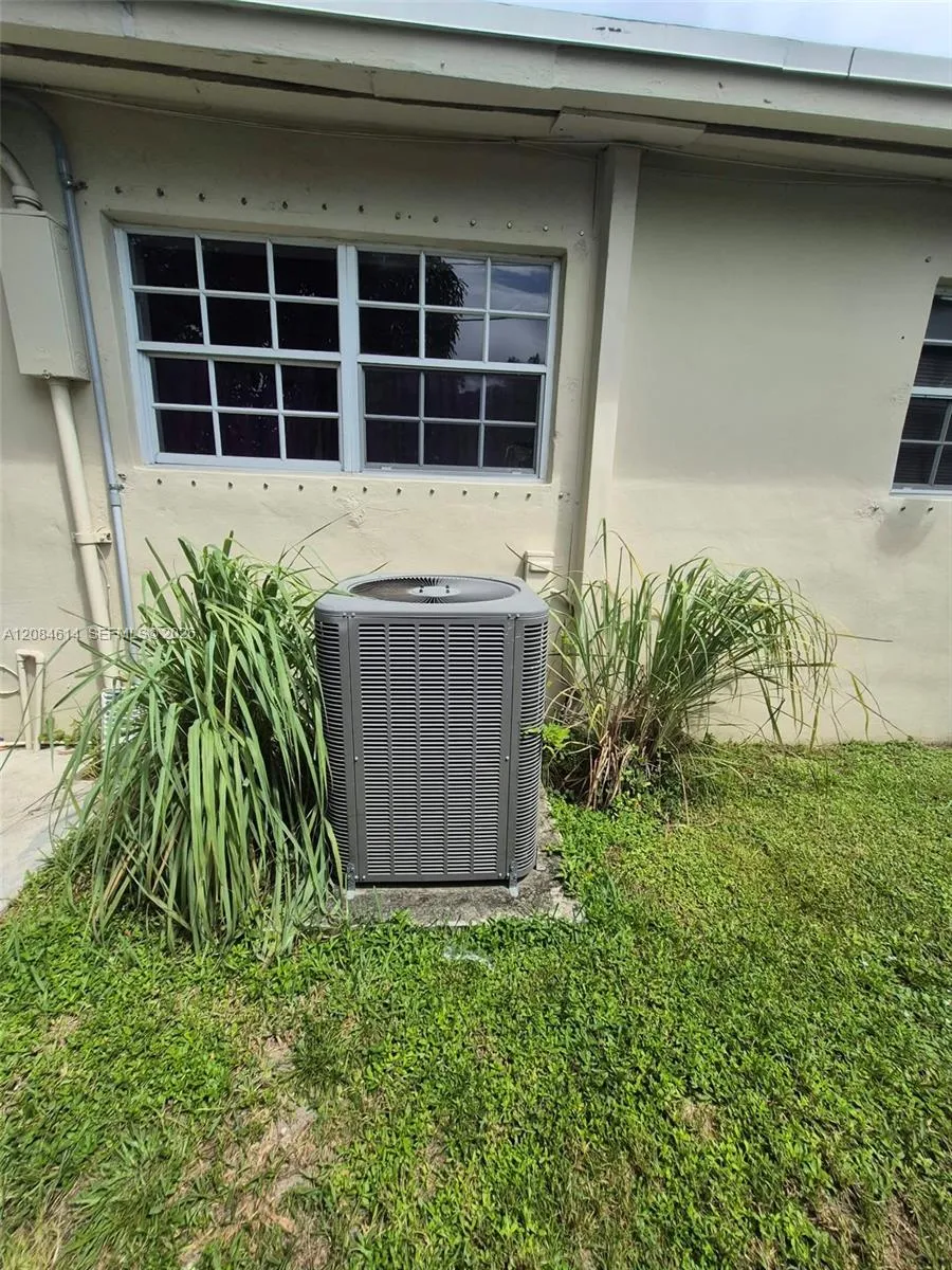 3810 NW 195th St Miami Gardens, FL 33055