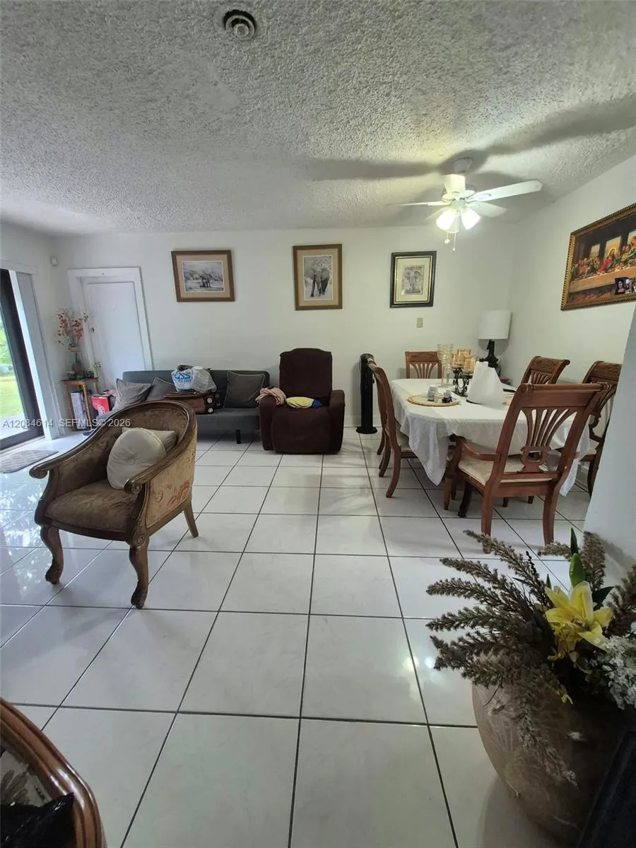 3810 NW 195th St Miami Gardens, FL 33055