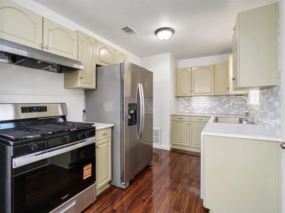 501 Sacramento Drive Austin, TX 78704