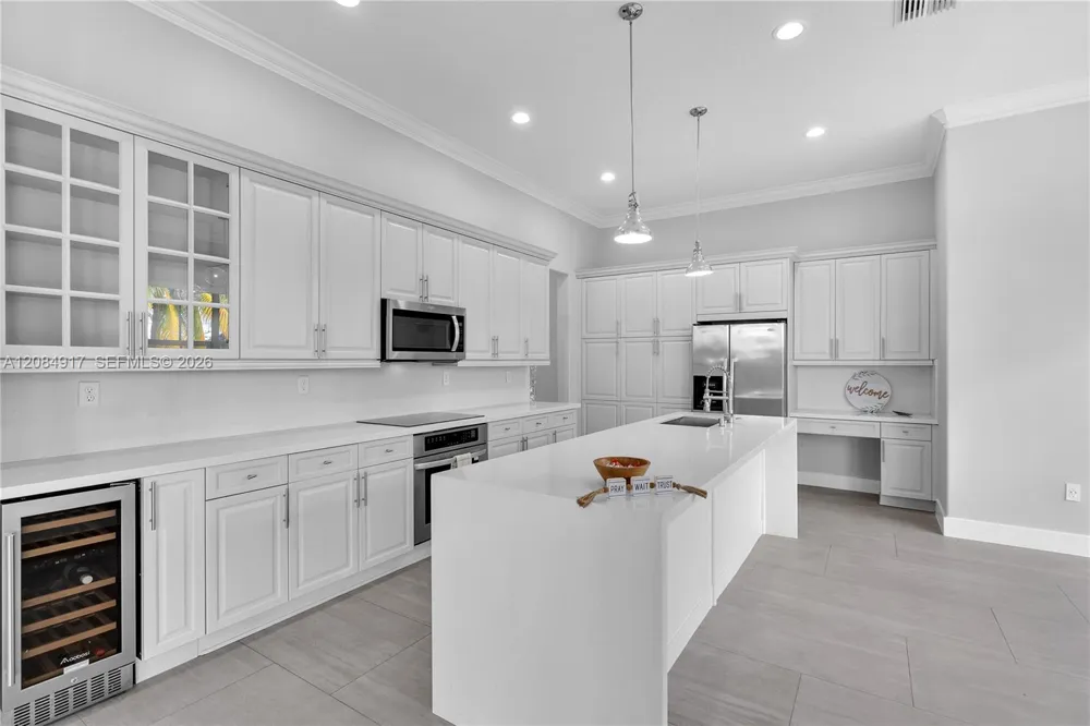 8503 NW 41st St #0 Cooper City, FL 33024