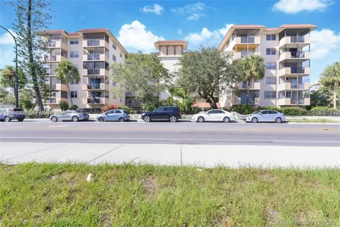 12590 NE 16th Ave #210